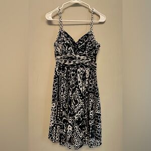 Y2K Revival Style Signature by Sangria Strapless Black and White Dress 4P